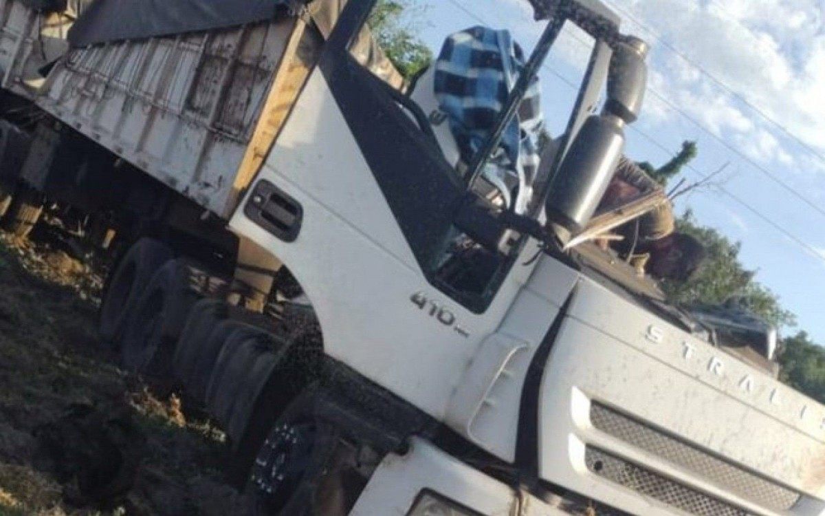 Acidente de trânsito aconteceu na manhã desta quarta-feira (25) - Divulgação
