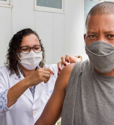 Município também reforça a vacinação de adultos contra o sarampo - Divulgação/Allexandre Costa