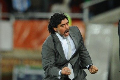 Justiça argentina reconhece filhos como únicos herdeiros de Maradona