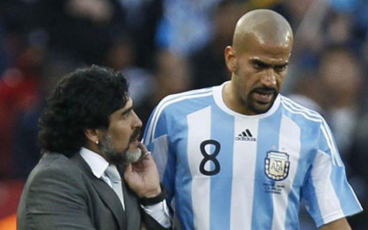 Maradona e Verón se desentenderam na Copa de 2010