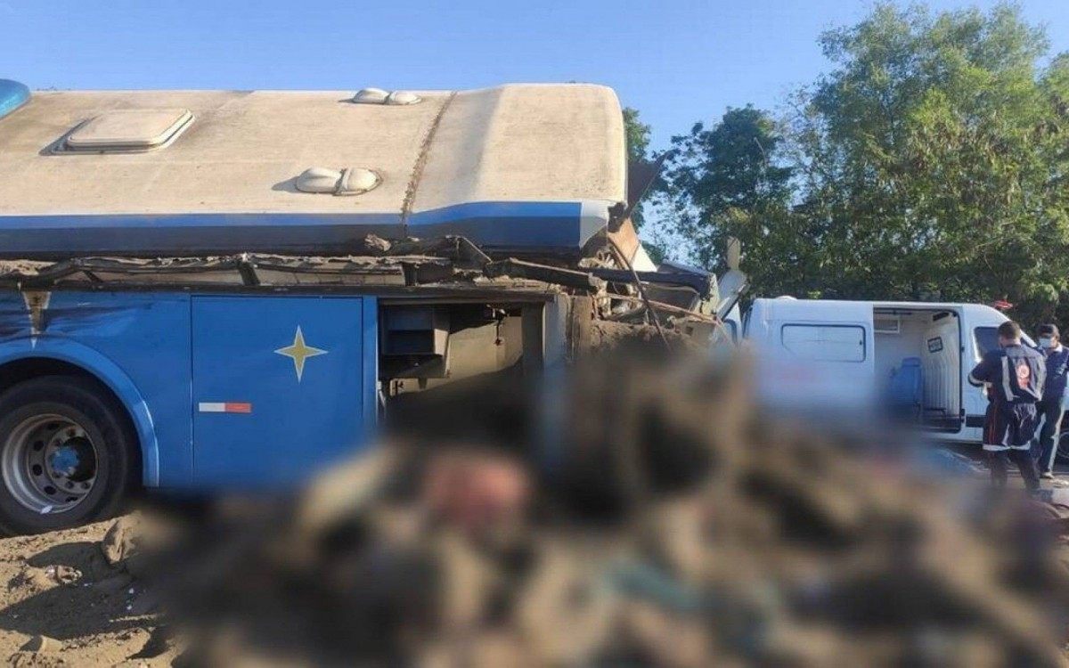 Acidente em Taguaí, em São Paulo, matou 41 pessoas