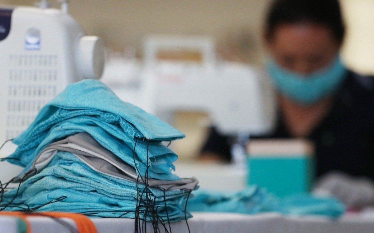 Mais de 5.500 máscaras, confeccionadas através da Secretaria de Promoção Social, foram distribuídas, nesta semana. - Foto: divulgação