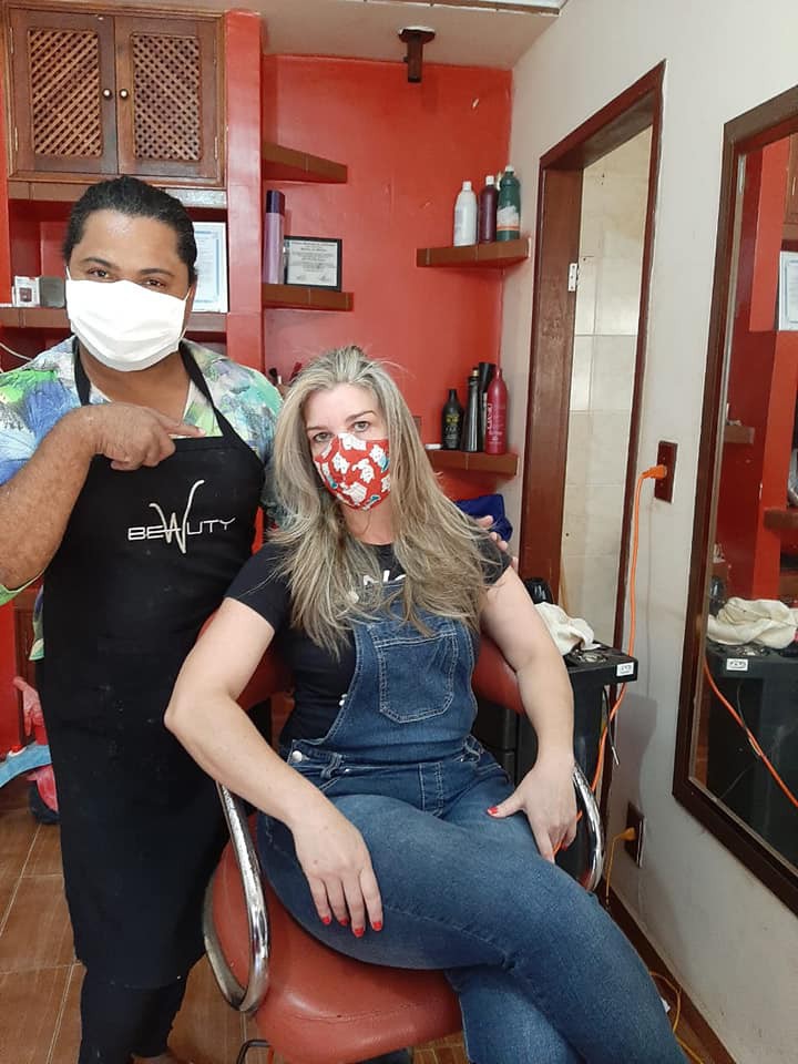 Cabeleireiro profissional &eacute; um dos mais requisitados no munic&iacute;pio.  - Foto: reprodu&ccedil;&atilde;o internet