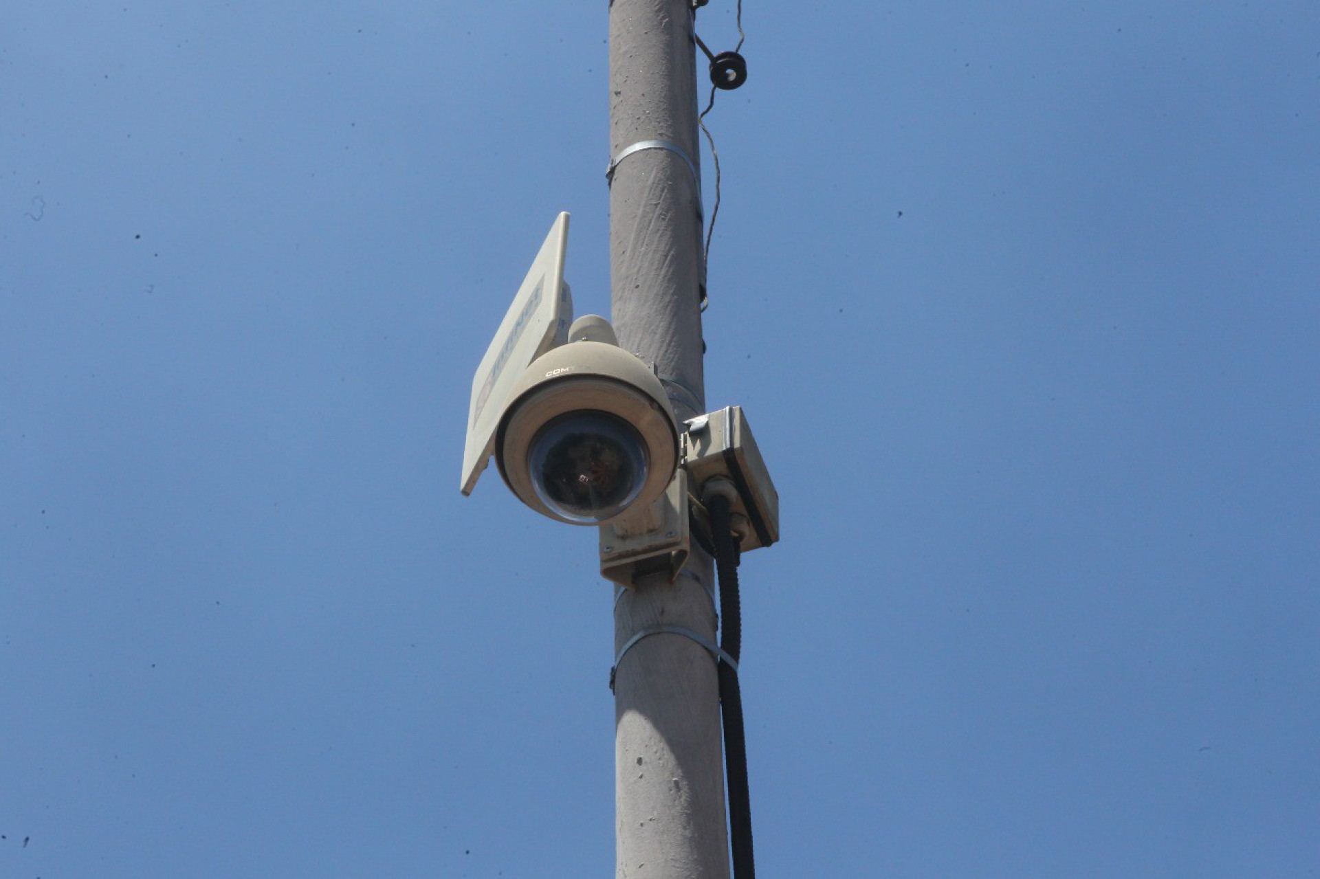 Prefeitura instala câmeras de reconhecimento facial em praça de Brás de Pina - Estefan Radovicz / Agência O Dia