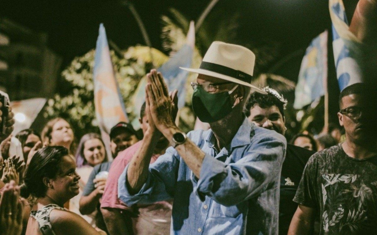 José Bonifácio, prefeito eleito de Cabo Frio. perde de 6 x 0 no TRE, terá seu registro impugnado e recorrerá ao TSE - Mídias sociais 