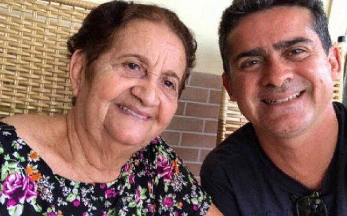 Mãe de David Almeida faleceu neste sábado - Reprodução Facebook