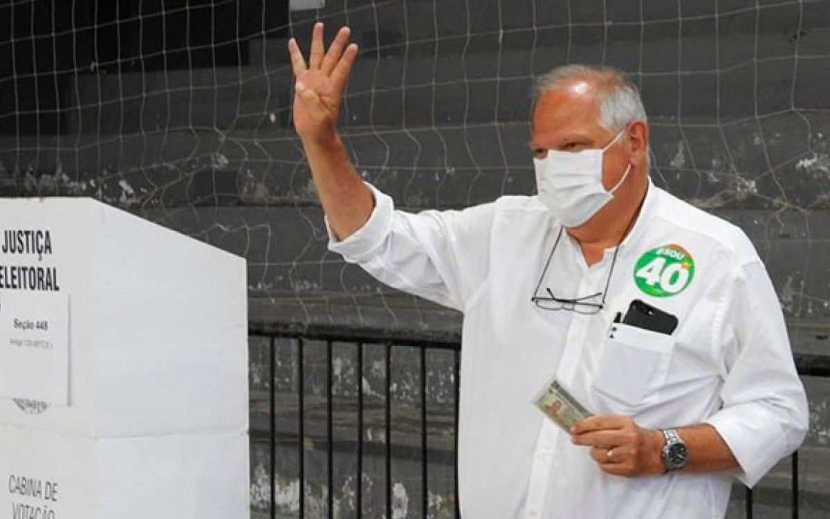 Bomtempo votando neste domingo no segundo turno em Petrópolis