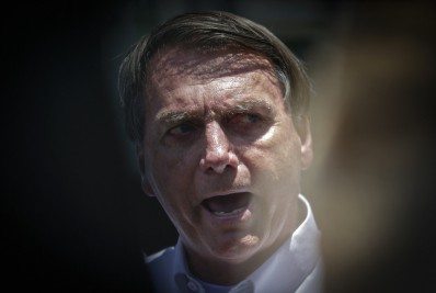 Governo pune professores por críticas a Bolsonaro em live de universidade