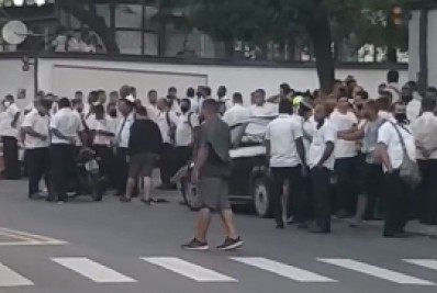 Funcionários das viações Redentor e Futuro fazem paralisação