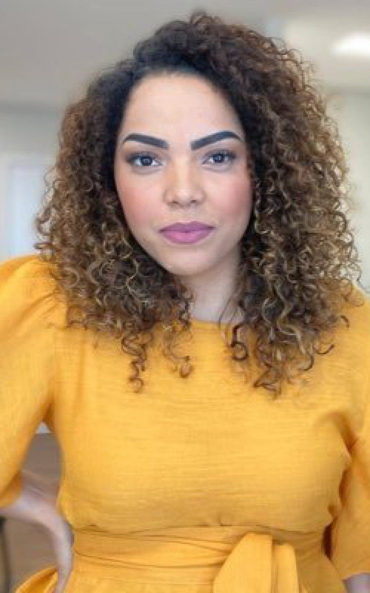 Suéllen Rosim (Patriota), recebeu ataques racistas às vésperas da votação do segundo turno, realizada ontem (29) - Reprodução Twitter