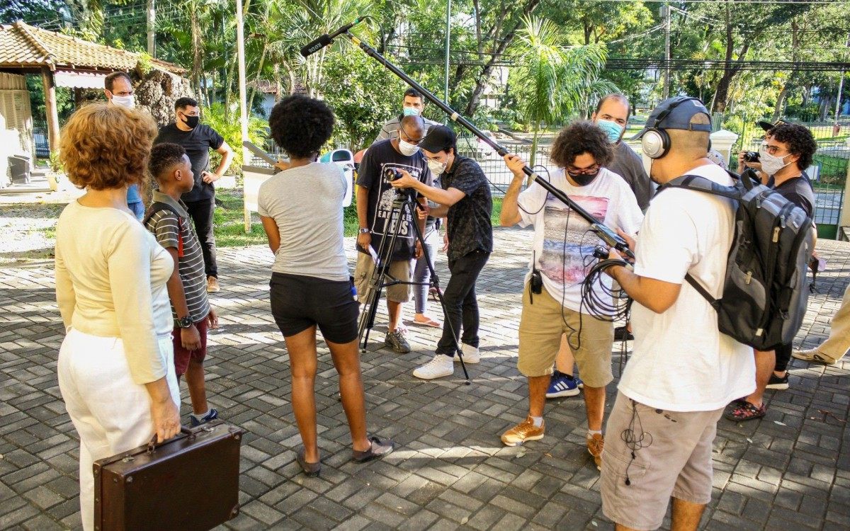 Gravações do curta-metragem 'Dezoito', produzido pelos alunos do curso de cinema da Encontrarte ÁudioVisual em 2020