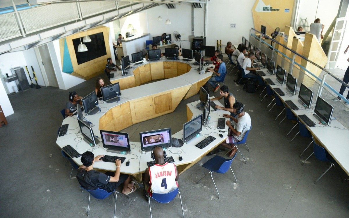 Naves do Rio oferecem mais de 7,5 mil vagas em cursos gratuitos para quem está buscando emprego