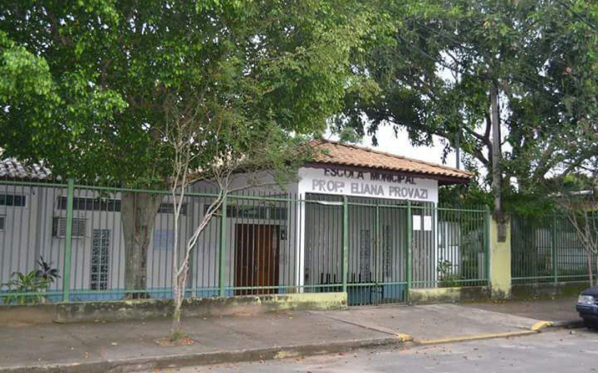 Escola Municipal Professora Eliana Provazi, no bairro Novo Horizonte - DivulgaÃ§Ã£o