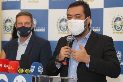 Rio comprará freezers para armazenar vacina da Pfizer, anuncia Cláudio Castro