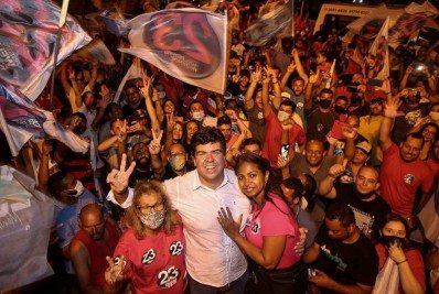 Prefeito eleito de Macaé testa positivo para a Covid-19