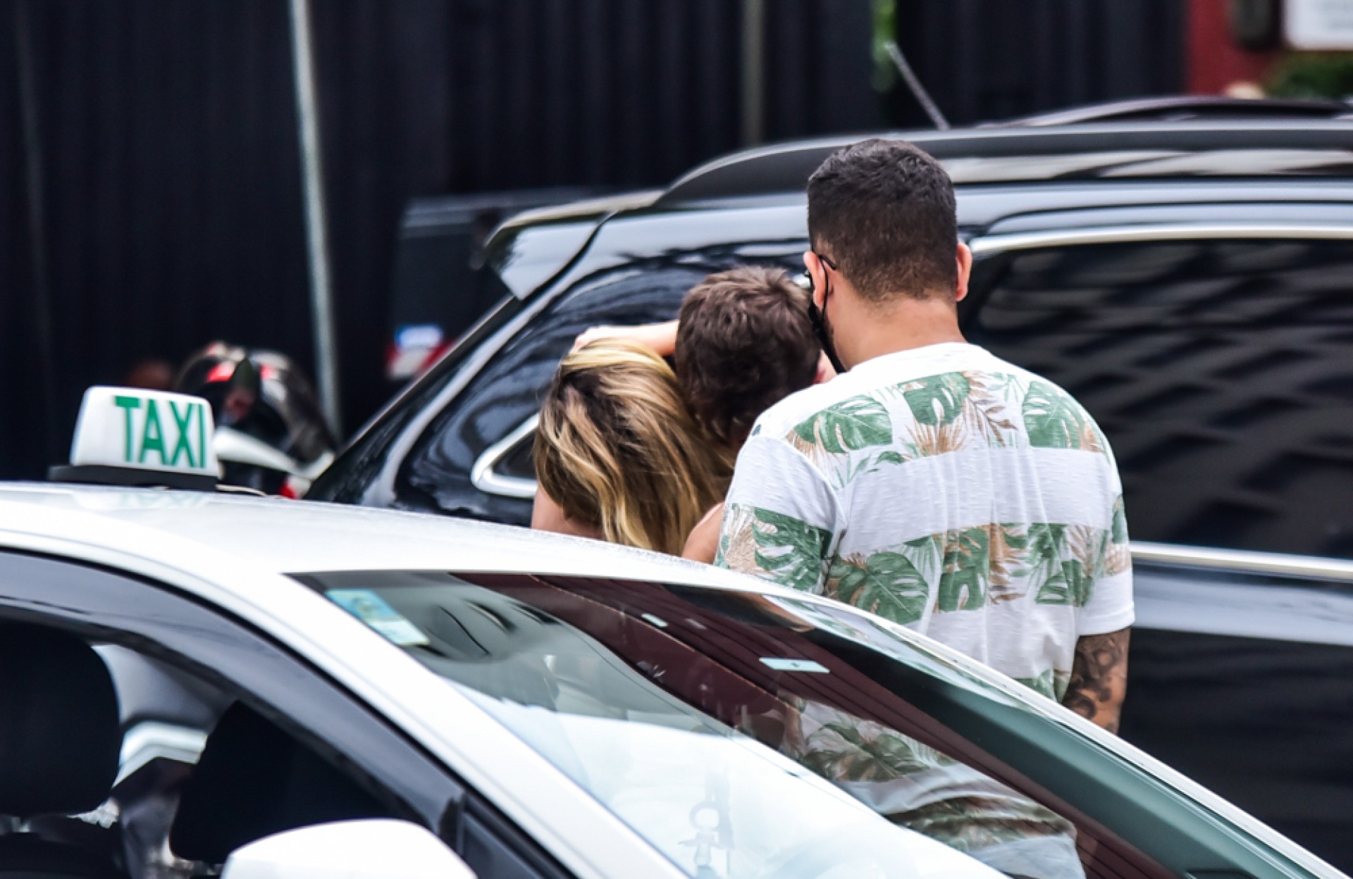 GKay e Rezende  - Agnews