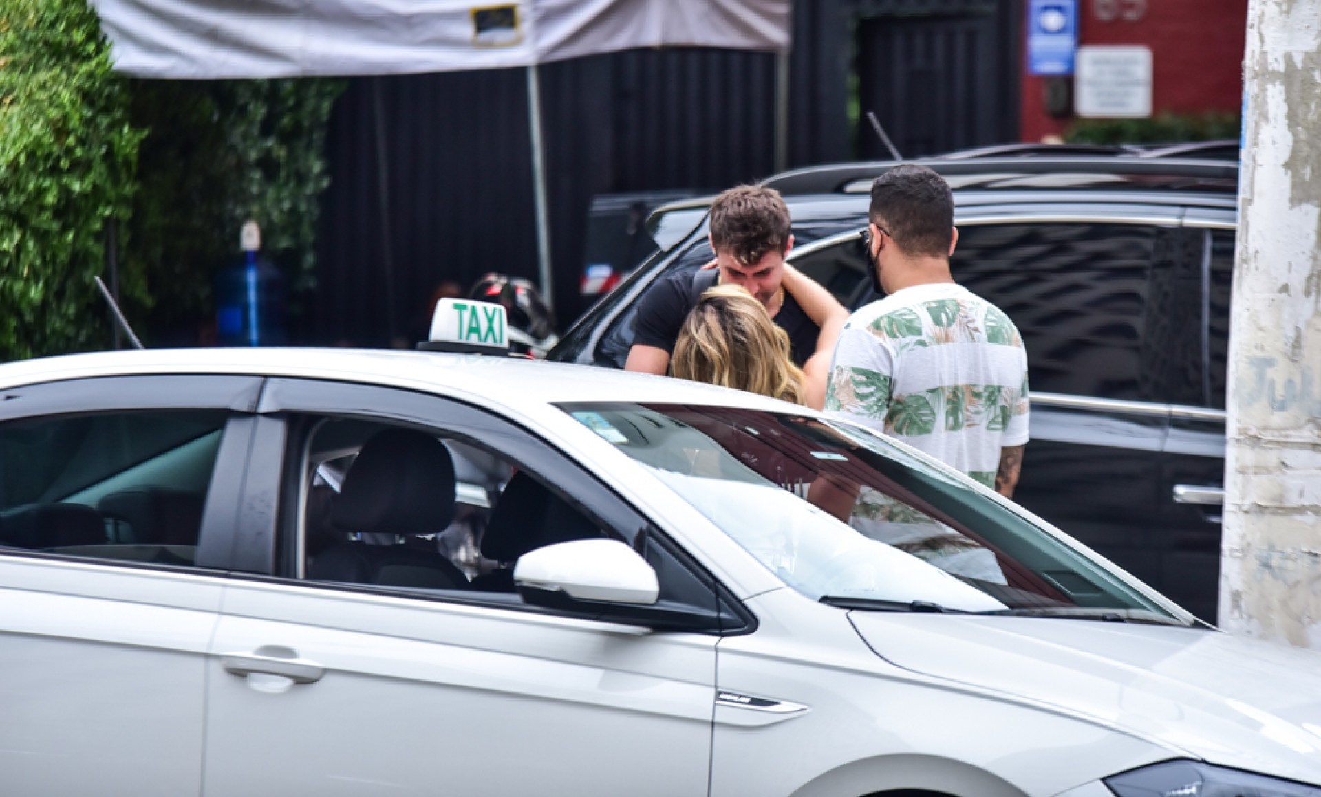 GKay e Rezende  - Agnews