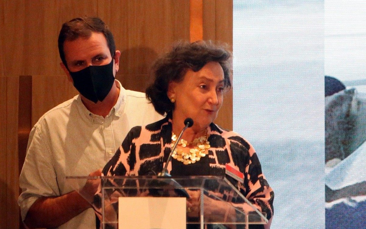 Eduardo Paes com a MArgatreth Dalcomo