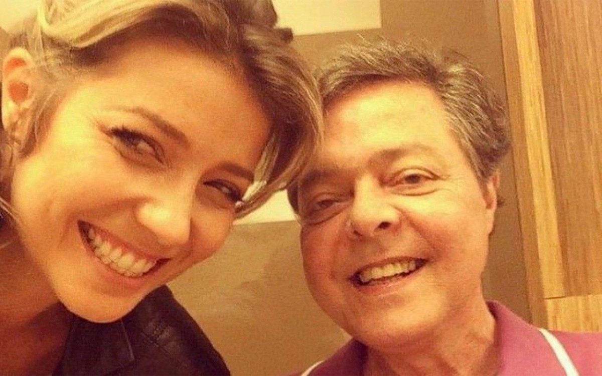 Luiza Possi revela que pai est&aacute; internado em estado grave com coronav&iacute;rus