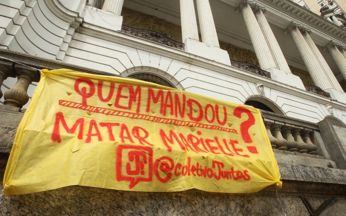 Ato na Cinel&acirc;ndia pela passagem dos mil dias da Morte de Marielle Franco