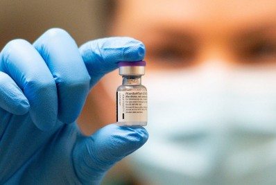 Covid-19: Califórnia exigirá vacinação a estudantes maiores de 12 anos