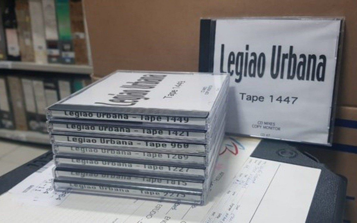 Material com m&uacute;sicas in&eacute;ditas do cantor Renato Russo &eacute; apreendido pela Pol&iacute;cia Civil - Divulgação