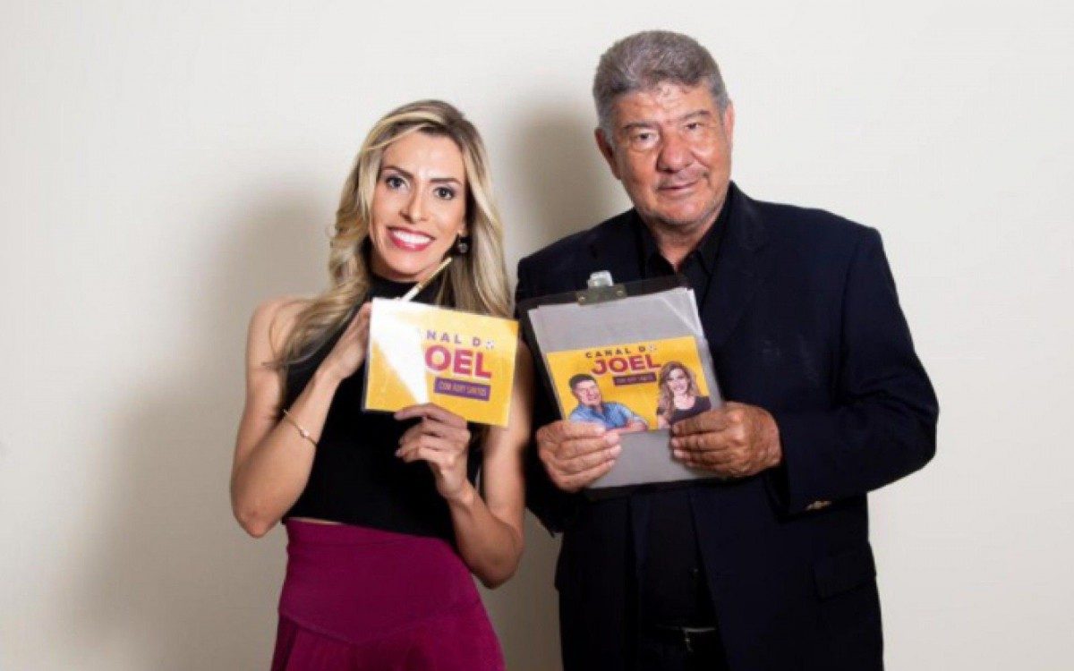 Joel Santana ao lado de Adry Santos