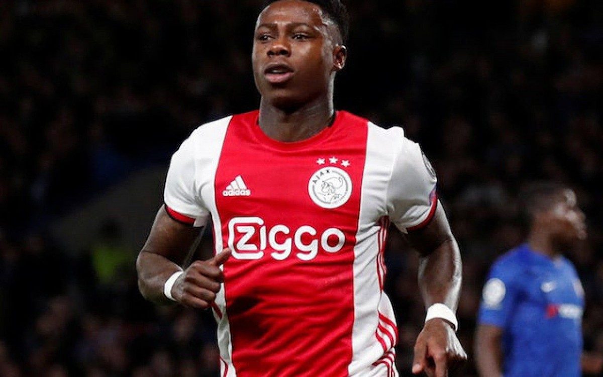 Quincy Promes, atacante do Ajax, é preso acusado de esfaquear familiar - Divulgação
