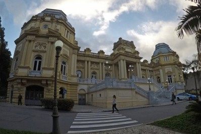 Prazo para governo sancionar reajuste dos servidores está perto do fim