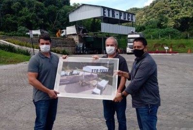 Bernardo Rossi acompanha funcionamento do terminal de transbordo de lixo