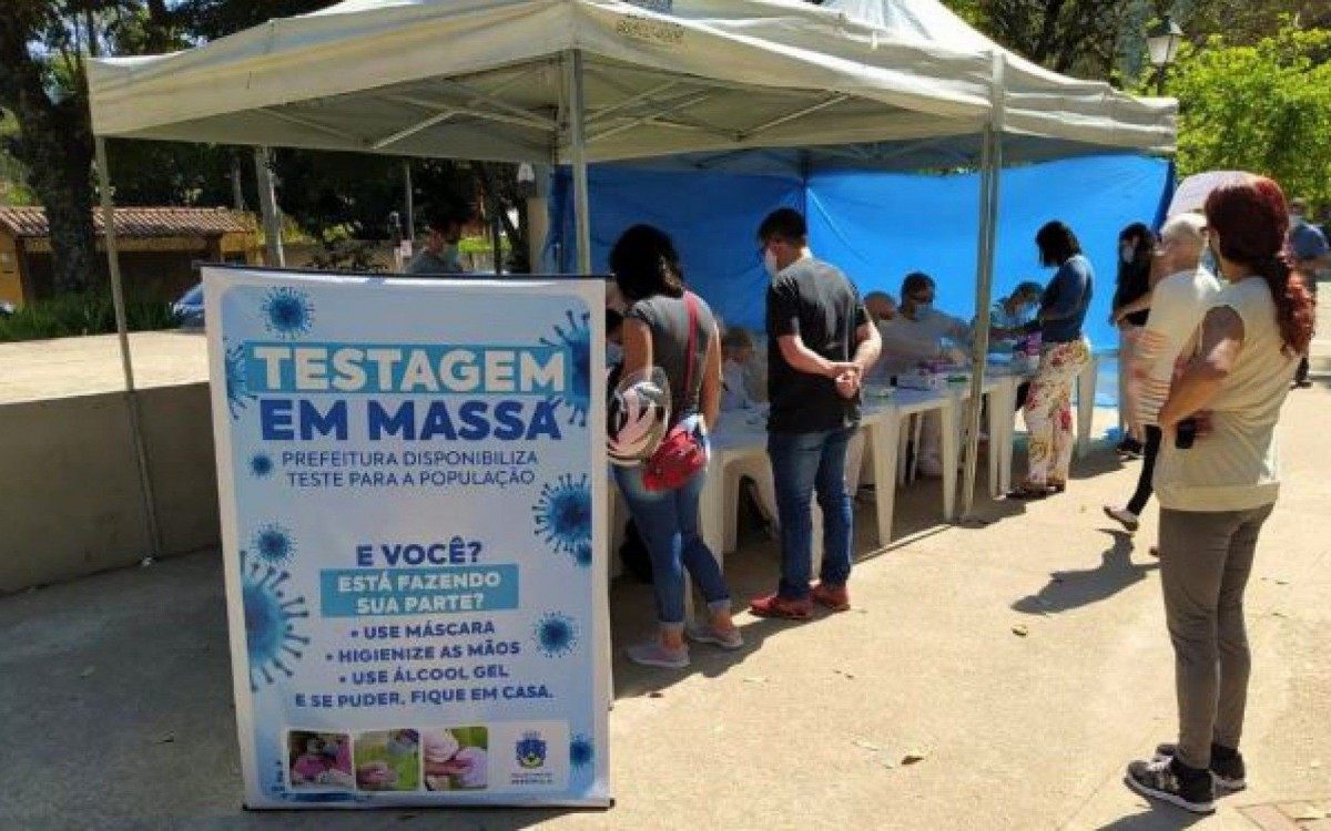 Fake news: Lista com locais de testagem que circulam na internet é falsa - Reprodução