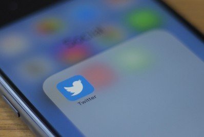 Justiça pede exclusão de 270 contas do Twitter em operação Escola Segura