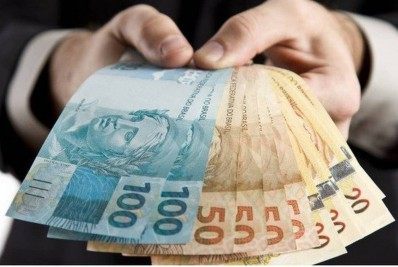 Bancos digitais miram em brasileiros sem conta bancária