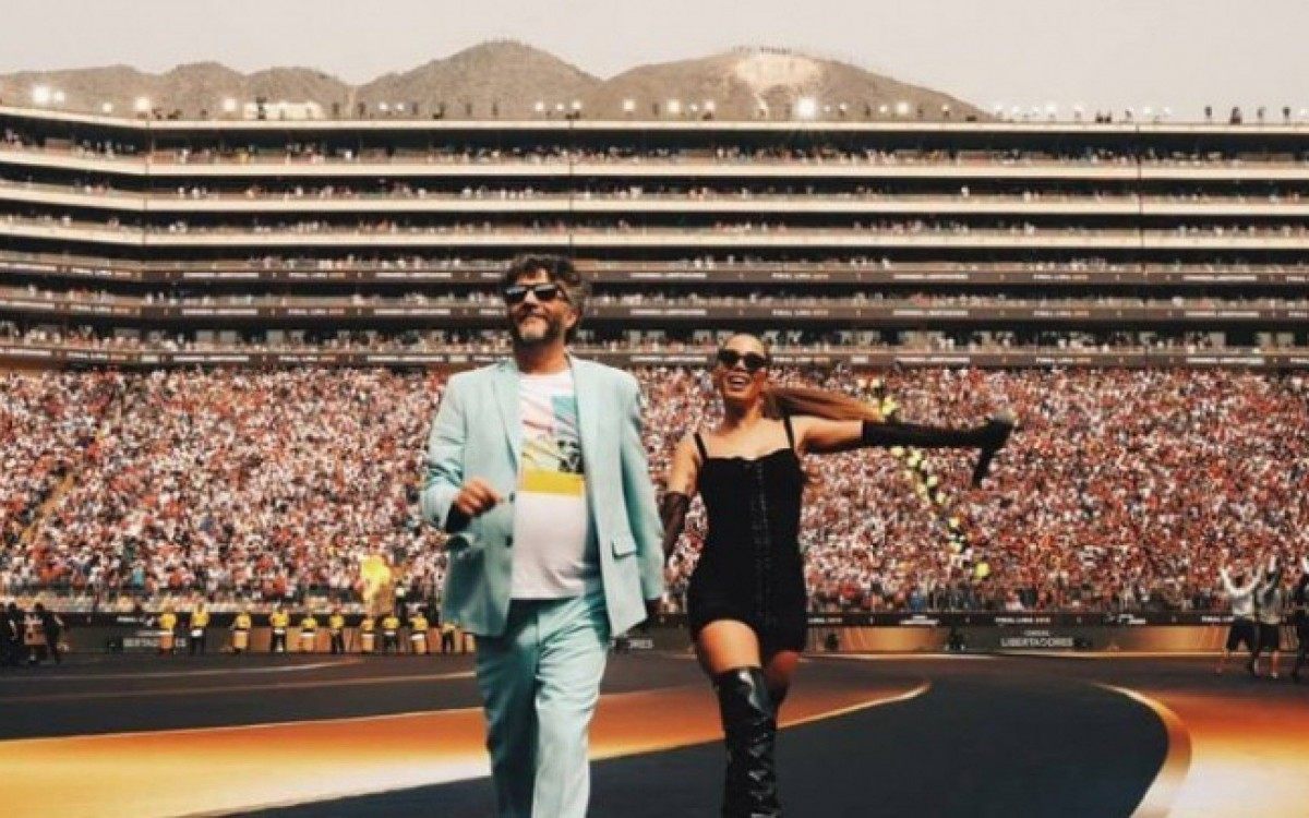 Anitta e Fito Páez na final da Libertadores 2019 - Reprodução