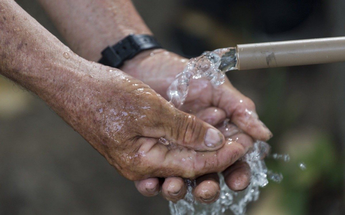 O serviço vem sendo realizado desde o dia 15 de novembro em bairros e municípios do Rio - TIAGO STILLE
