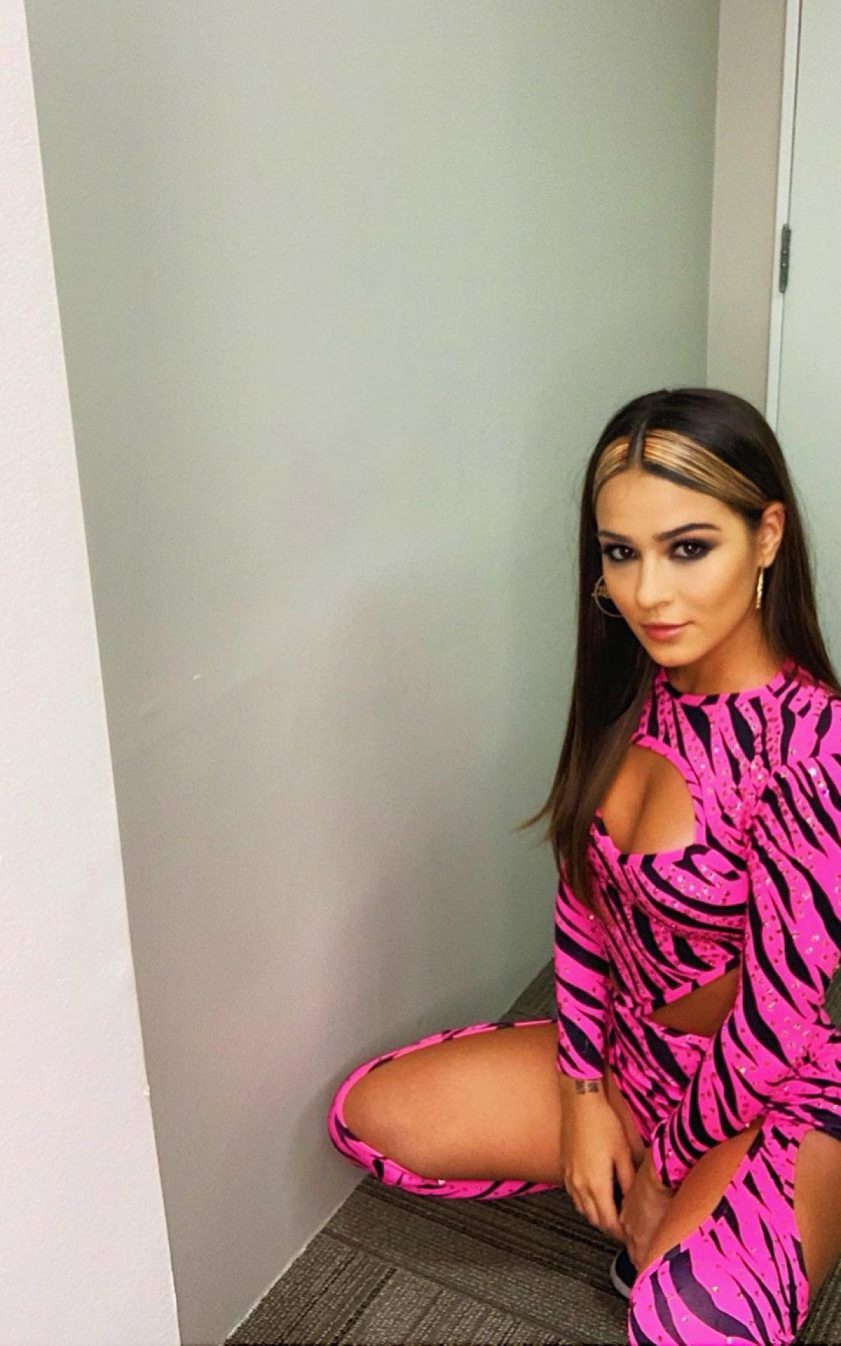 Giullia Buscacio com o figurino que dançou Funk, seu ritmo preferido