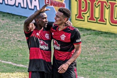 Ramon abraça planejamento do Flamengo e foca na transição da base para o profissional: 'Só tenho a agradecer'