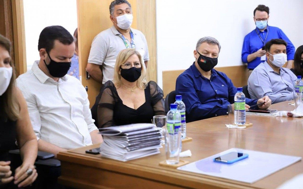 A secretária municipal de Saúde, Marcia Lucas também esteve no encontro