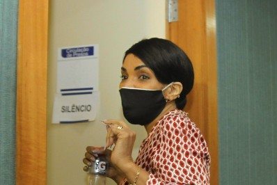 Relator pede cassação do mandato de Flordelis na Câmara