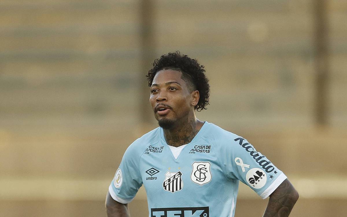 Rio de Janeiro - RJ  - 20/12/2020 - Futebol - Campeonato Brasileiro serie A 2020 - Partida valida pela 26 rodada - Vasco x Santos - Estadio Sao Januario, Sao Januario, zona norte do Rio -  na foto, Marinho - Reginaldo Pimenta / Agencia O Dia