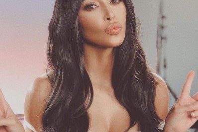 'Estou em paz por não ser perfeita', dispara Kim Kardashian sobre nunca ter feito preenchimento labial