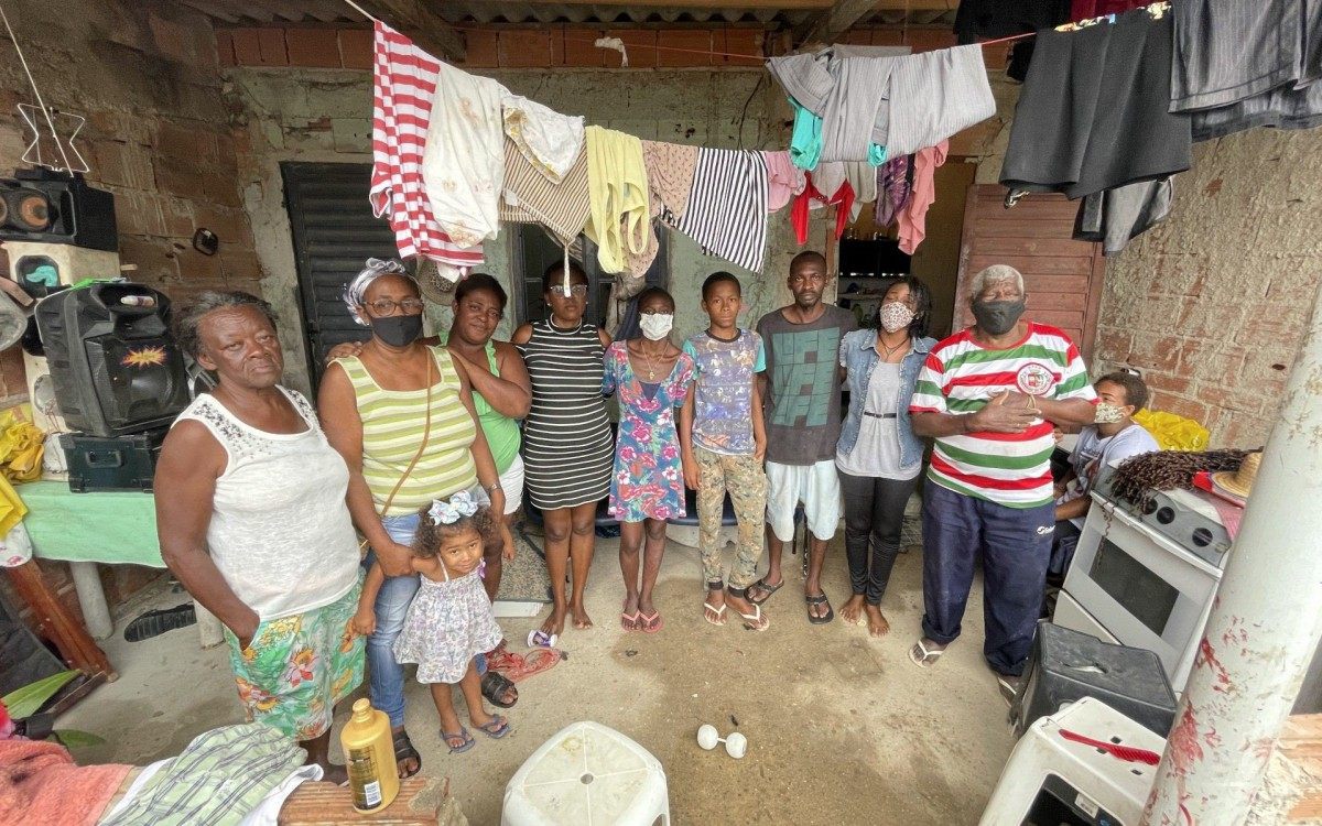 Familiares de Emilly e Rebeca