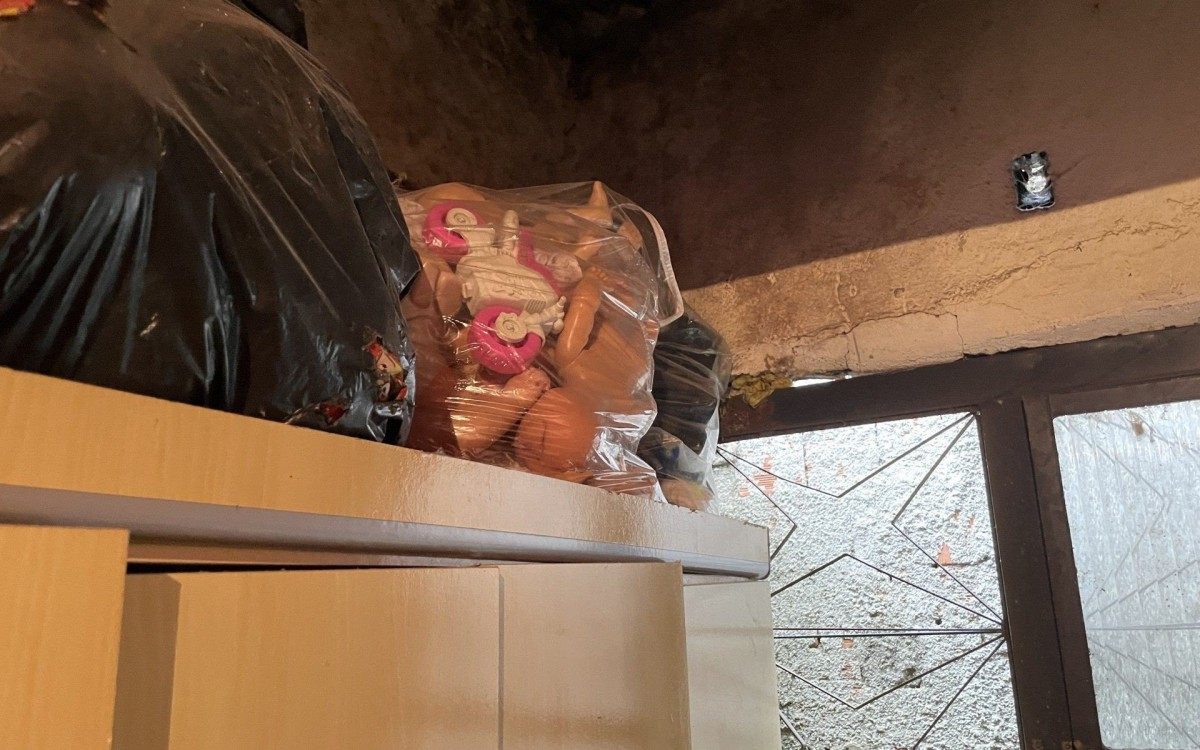 Brinquedos ainda estão pela casa