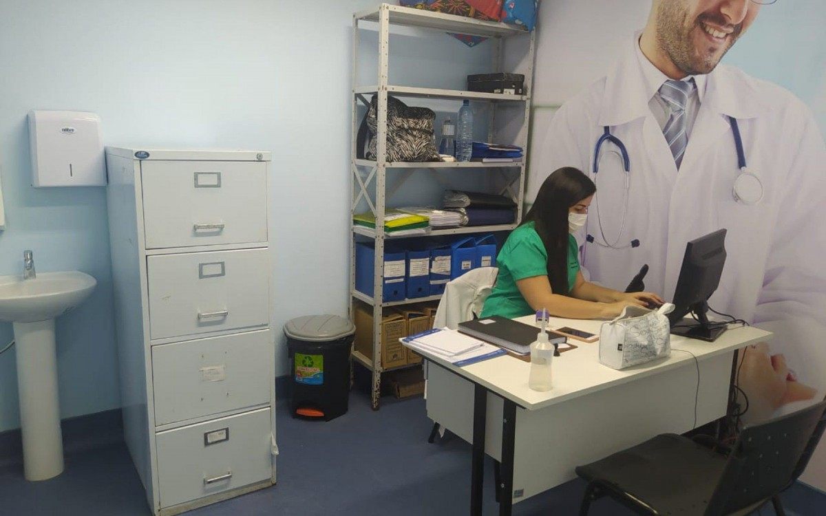 O Hospital Municipal de São João de Meriti fica na Av. Presidente Lincoln, s/nº – Jardim Meriti e funciona 24h por dia.