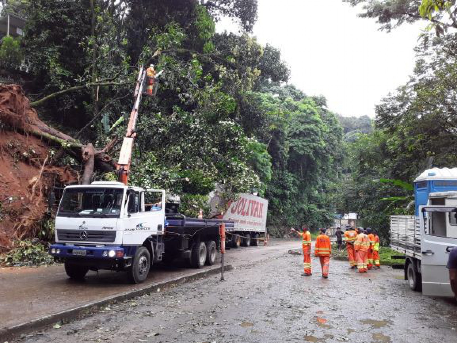 Justi&ccedil;a sequestra R$ 10 milh&otilde;es de concession&aacute;ria que administra a Rodovia Washington Lu&iacute;s