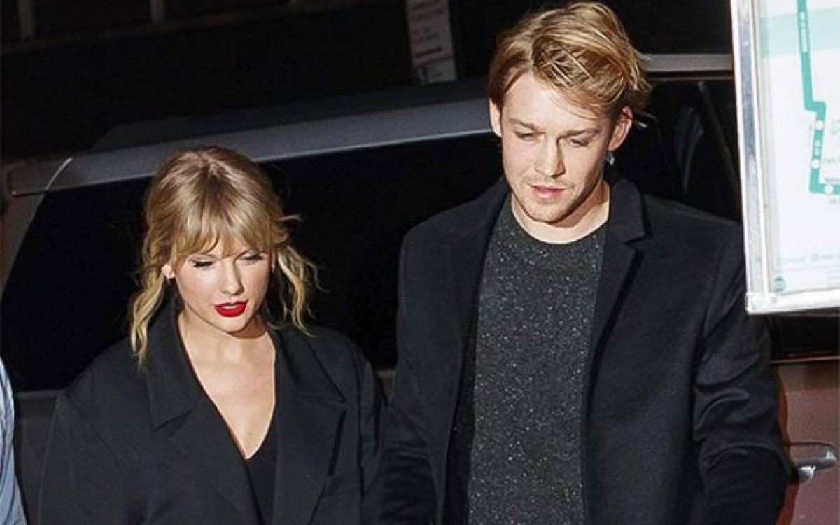 Taylor Swift e namorado - Reprodução do Instagram