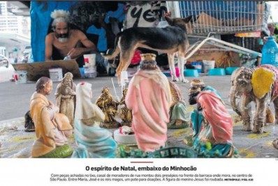 Moradores em situação de rua montam presépios e árvores de Natal 