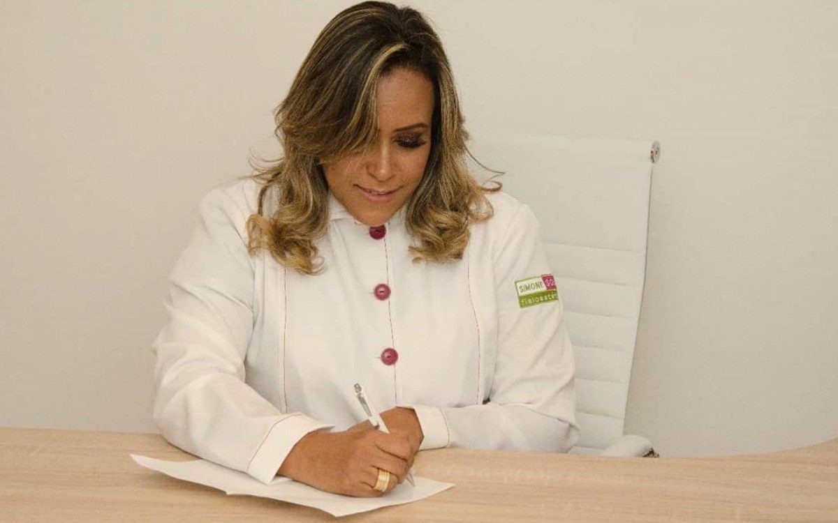 Simone Soares criou método inovador para acabar com a celulites e conquista celebridades