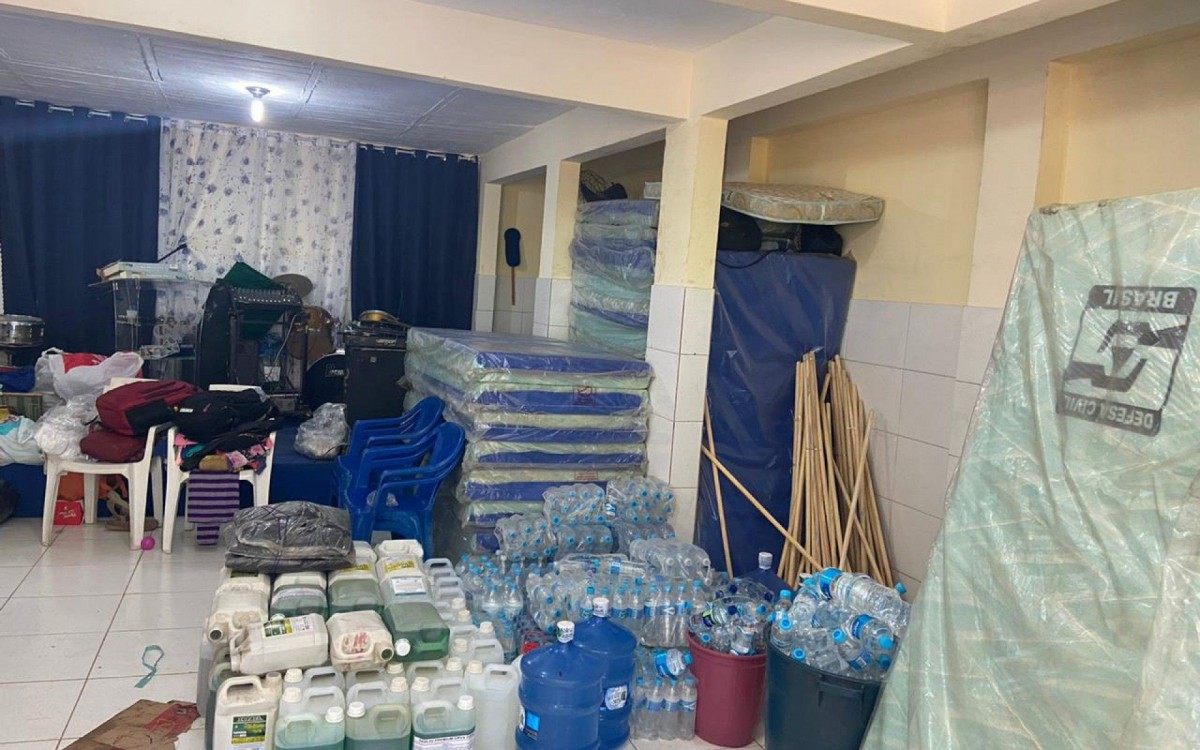 Duque de Caxias abriu mais um ponto de apoio para atender fam&iacute;lias afetadas pelas chuvas - Divulga&ccedil;&atilde;o