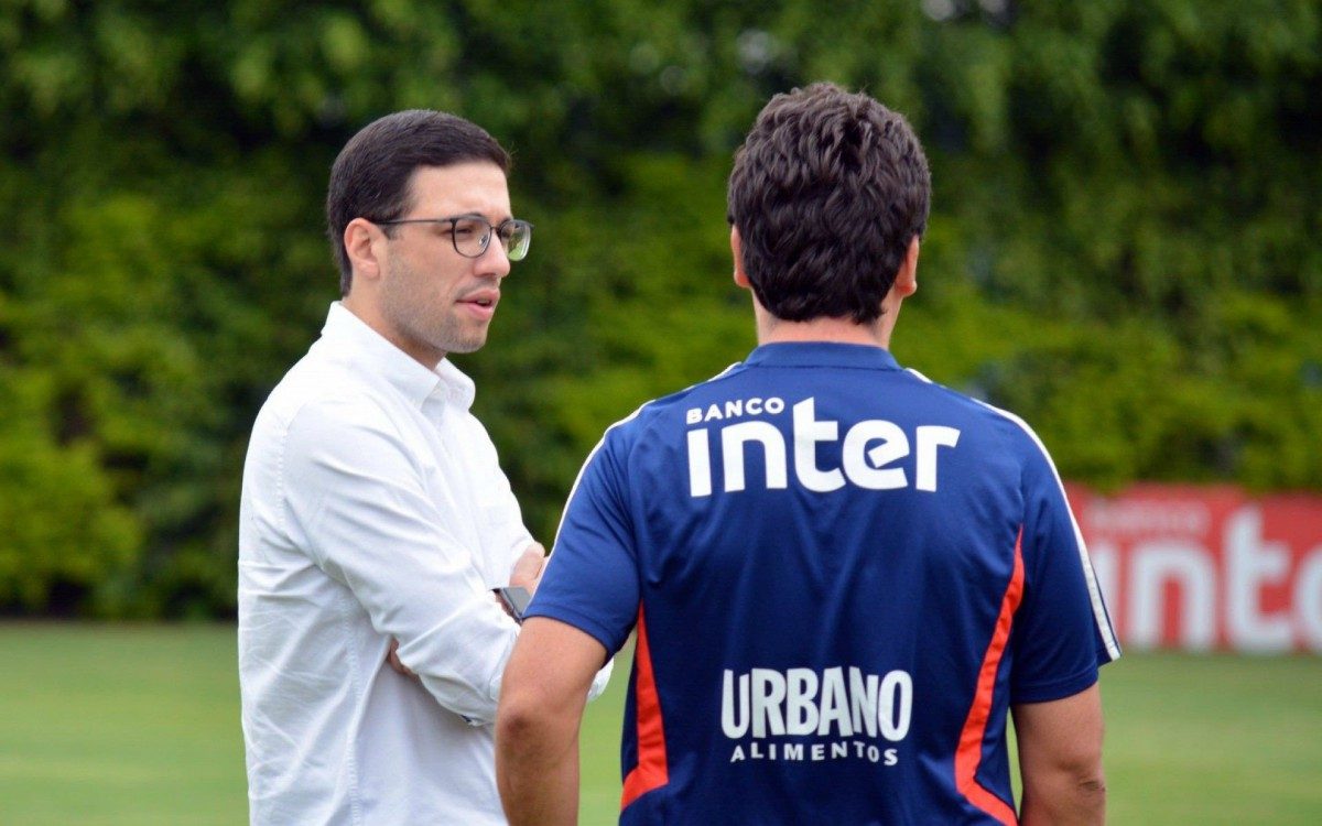 Formado em direito, Pássaro, de 30 anos, foi gerente de futebol do São Paulo na gestão do presidente Leco - Érico Leonan/São Paulo